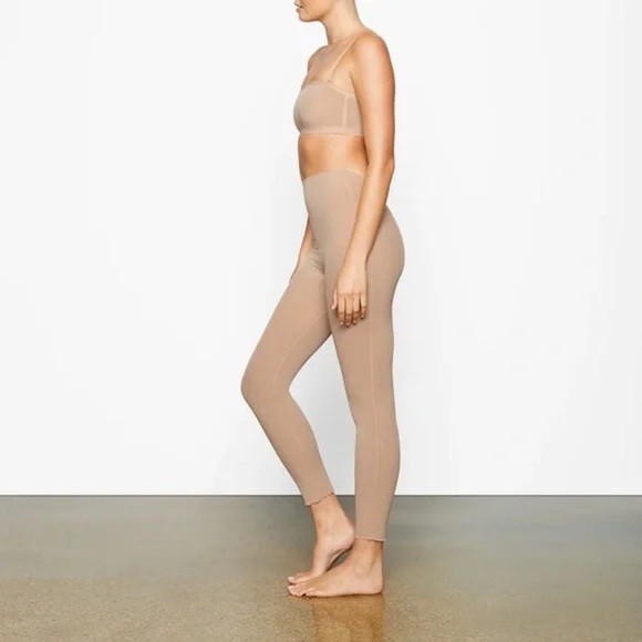 SKIMS Other - Skims Low Back Sheer Legging Shapewear